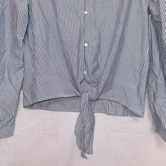 Dress Forum Blue White Striped Long Sleeve Button Up Tie Front Shirt size medium - Picture 5 of 7